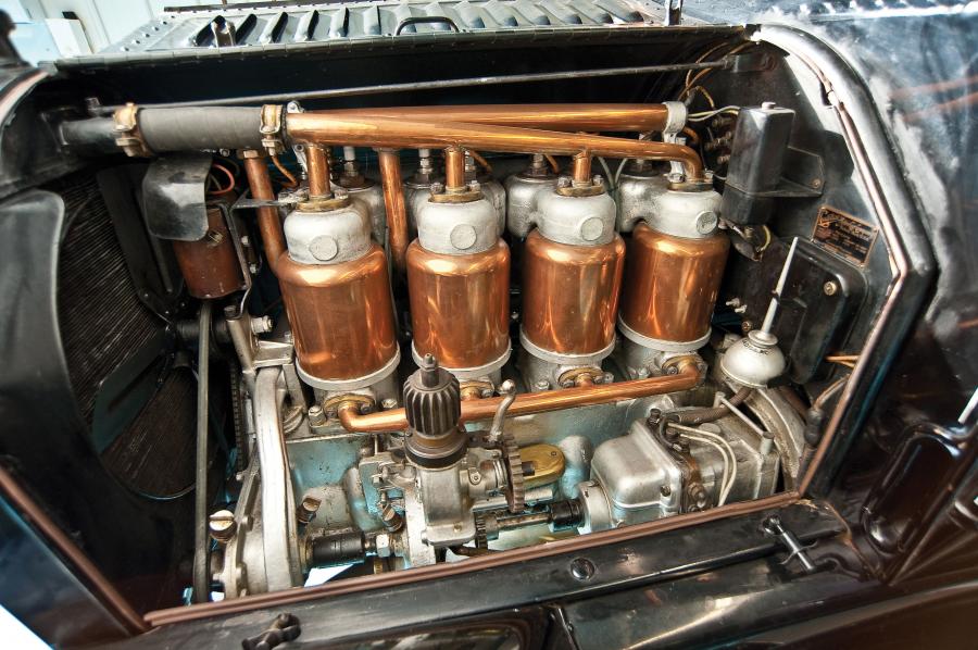  Cadillac Model 30 4-Passenger Coupe 1913 года  (фото 13 из 13)